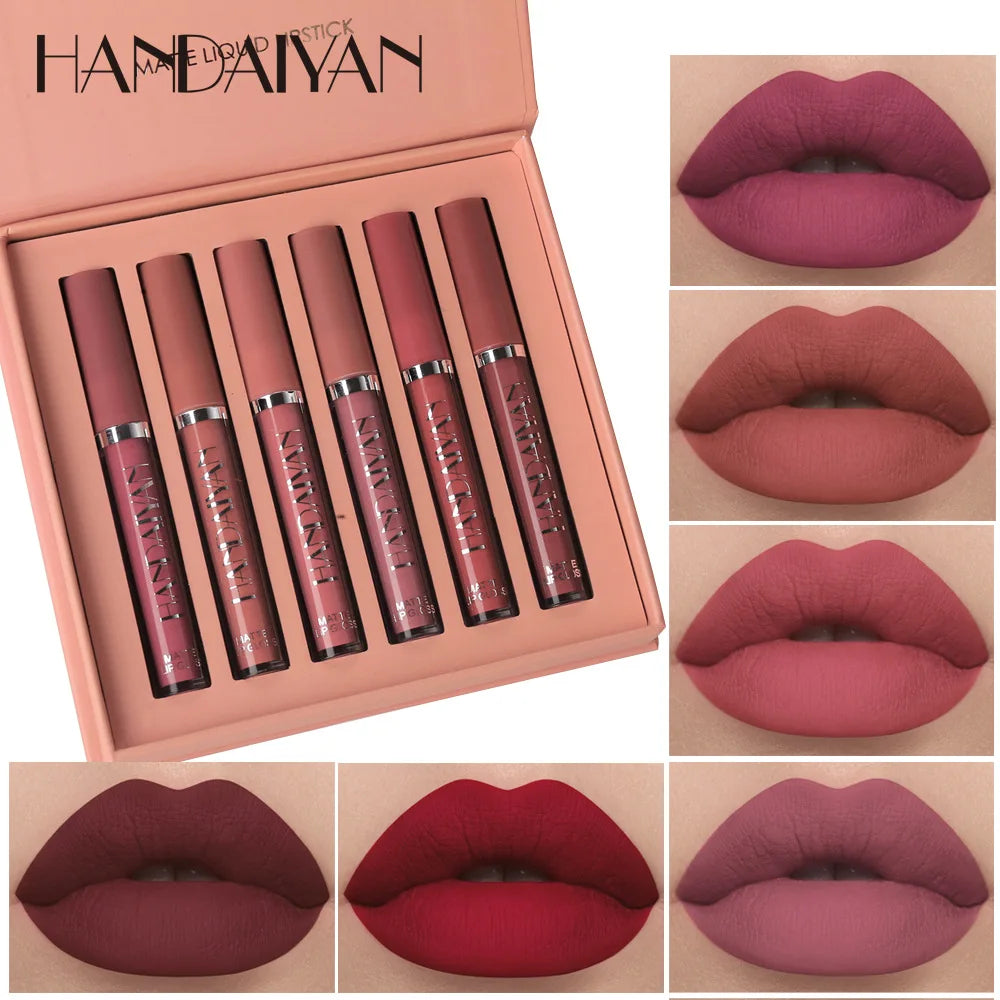 DISCOVER NOW THE SECRET TO PERFECT LIPS, WITH VOLUME AND LONG-LASTING WEAR!